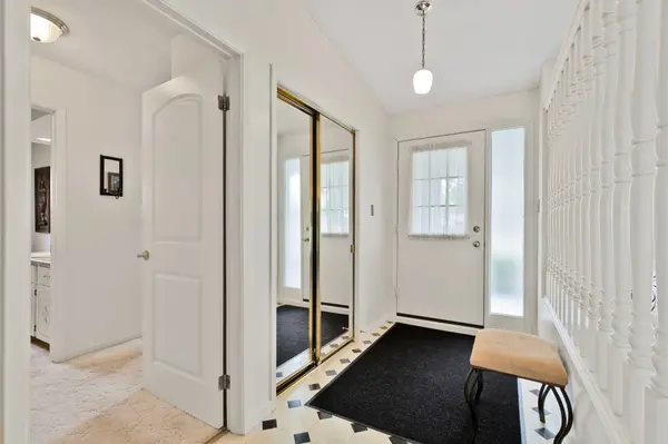 5 Park LN, Ramara, ON L0K 1B0