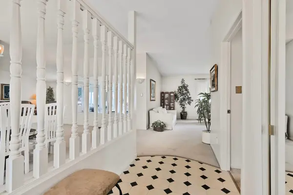 5 Park LN, Ramara, ON L0K 1B0