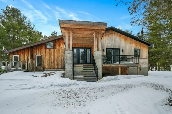 18 Ferris RD, Seguin, ON P2A 2W8