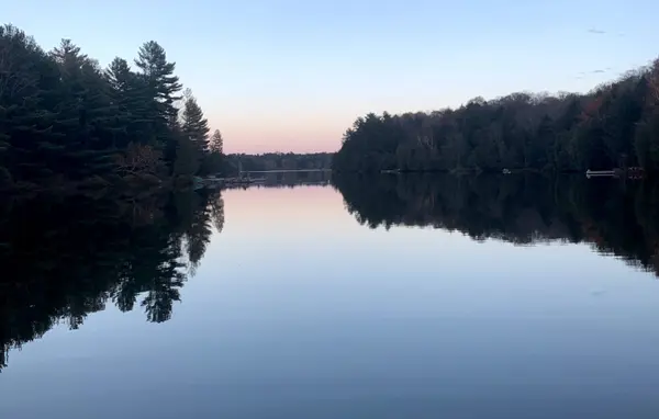 18 Ferris RD, Seguin, ON P2A 2W8