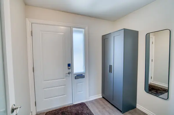 171 Mcclintock WAY, Kanata, ON K2L 2A5