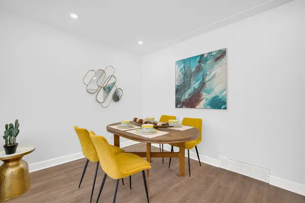 768 Pleasant Park RD, Elmvale Acres And Area, ON K1G 1Y7