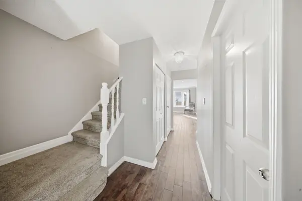 860 Rymal RD E #48, Hamilton, ON L8W 2X6