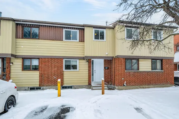 1993 FALKIRK CRES, Blackburn Hamlet, ON K1B 4Y8