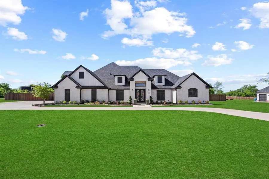 2214 Norwood Street, Sherman, TX 75092