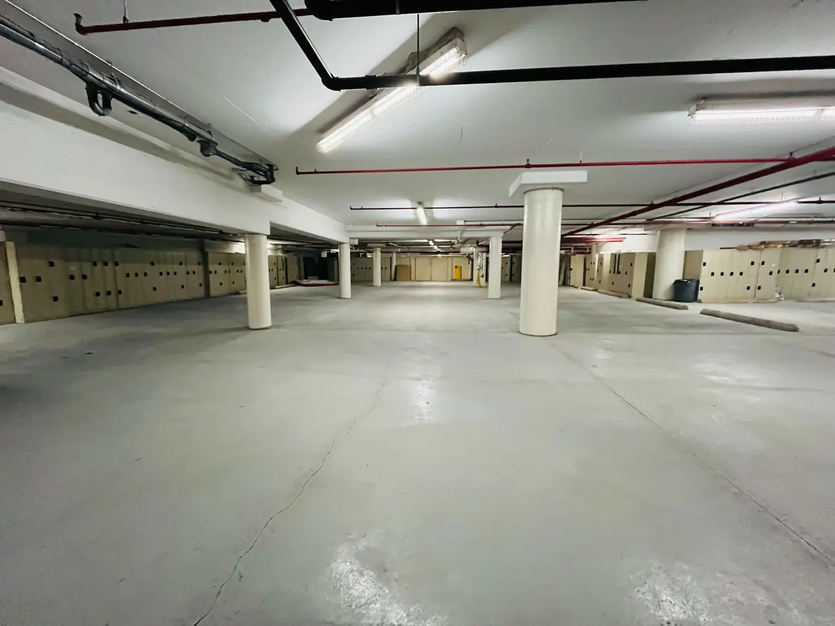 105 Gordon Baker RD, Toronto C15, ON M2H 3P8