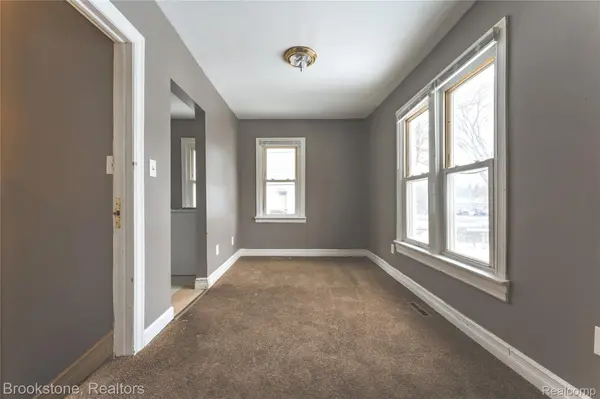 744 Saint Clair ST, Pontiac, MI 48340