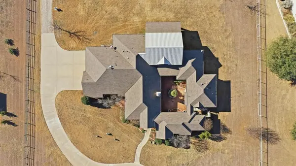 3506 Hopper Court, Granbury, TX 76048