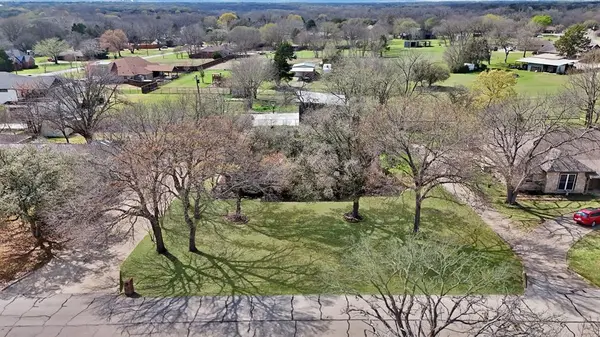 405 Shadowwood Trail, Ovilla, TX 75154