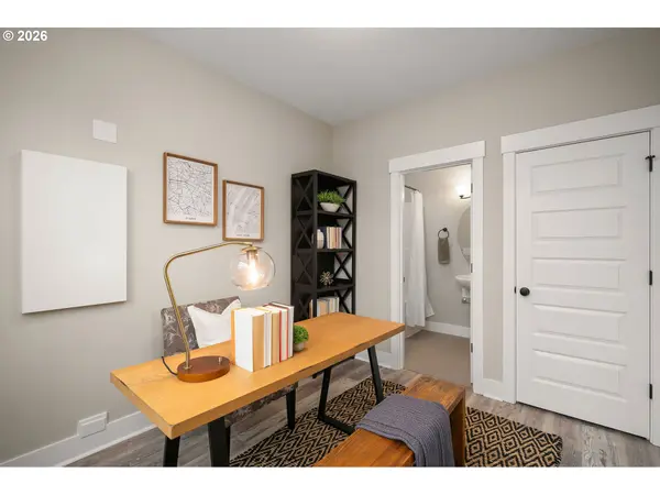 3914 SE 69TH AVE, Portland, OR 97206