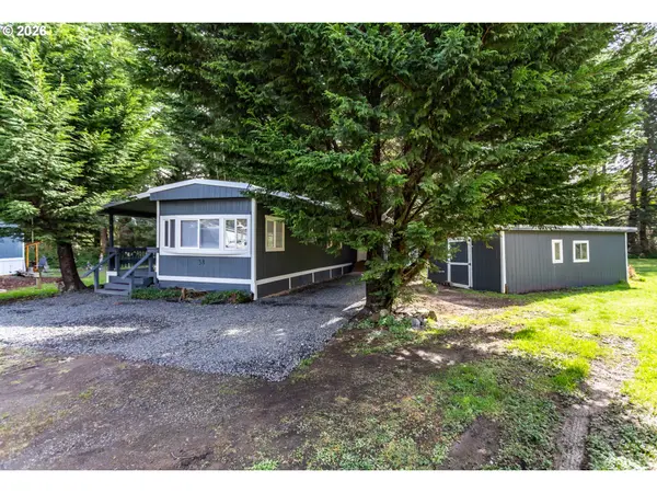 5170 GRAND AVE #38, Florence, OR 97439