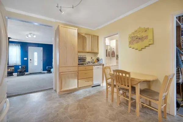 4919 47 ST, Mirror, AB T0B 3C0