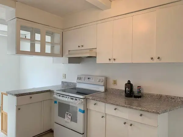 320 Elgin ST W, Oshawa, ON L1J 2P3