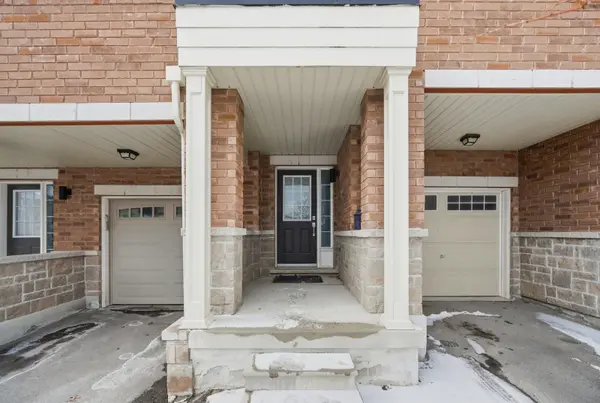 41 Torah Gate, Vaughan, ON L6A 4Y4