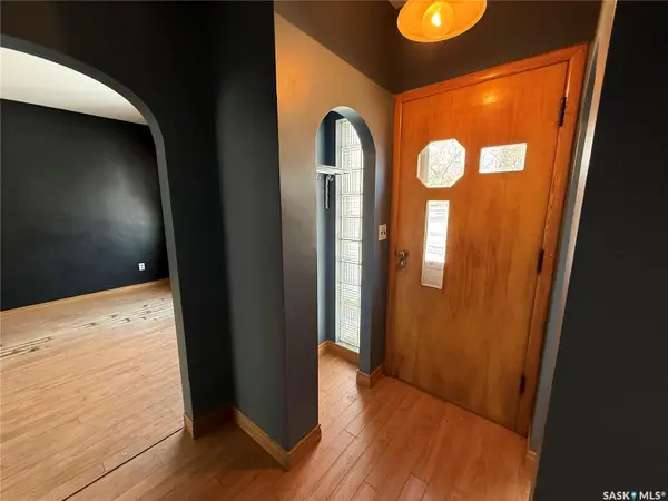 304 3rd AVENUE SW, Eston, SK S0L 1A0