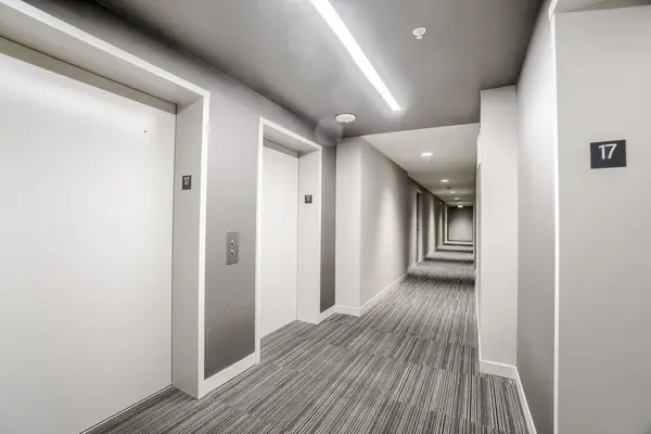 2087 Fairview ST #1701, Burlington, ON L7R 2C8