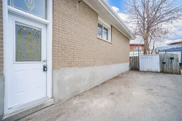33 Stanley CT, Brampton, ON L6Y 2B1