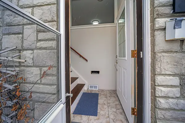 33 Stanley CT, Brampton, ON L6Y 2B1