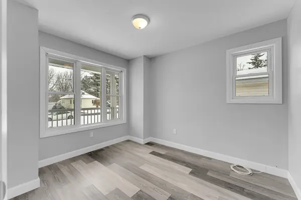 68 Hickory ST, Gananoque, ON K7G 2P5