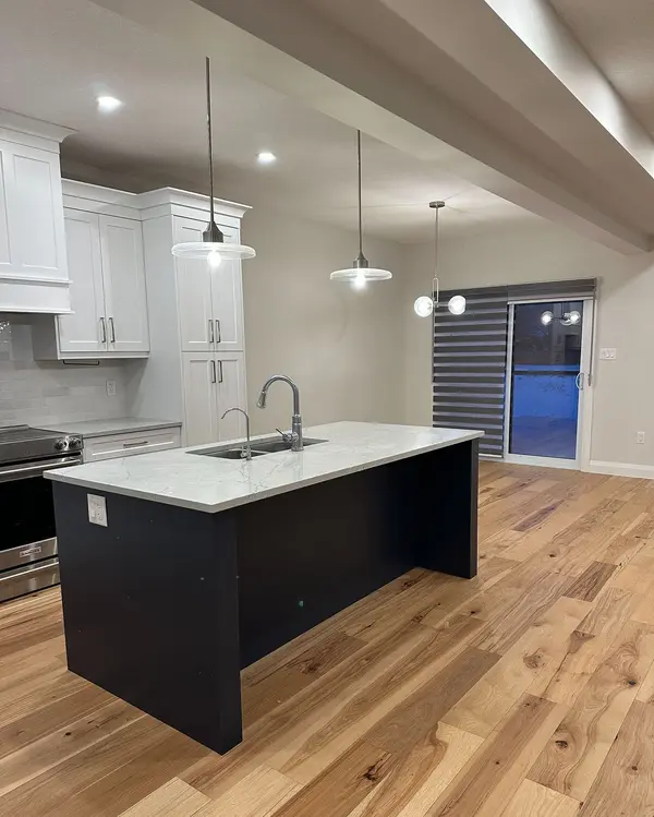 32 Walker RD, Ingersoll, ON N5C 4H3