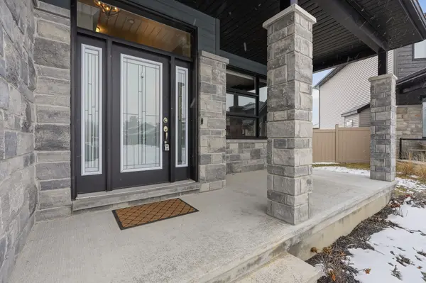 1212 AVIGNON ST, Russell, ON K0A 1W0