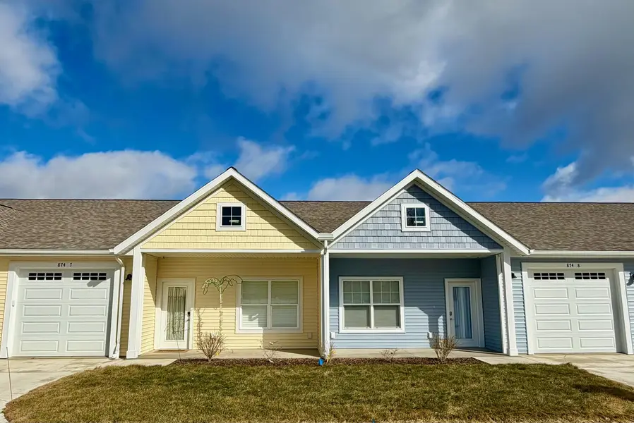 874 3rd Avenue #12, Lake Odessa Vllg, MI 48849