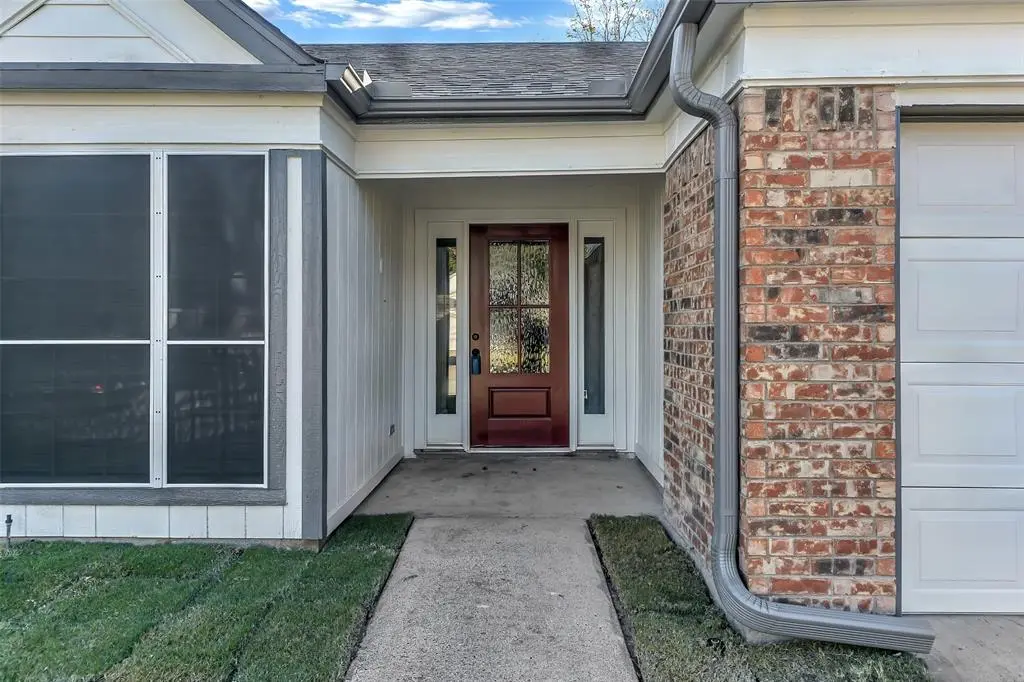 2549 Creekwood Lane, Fort Worth, TX 76123