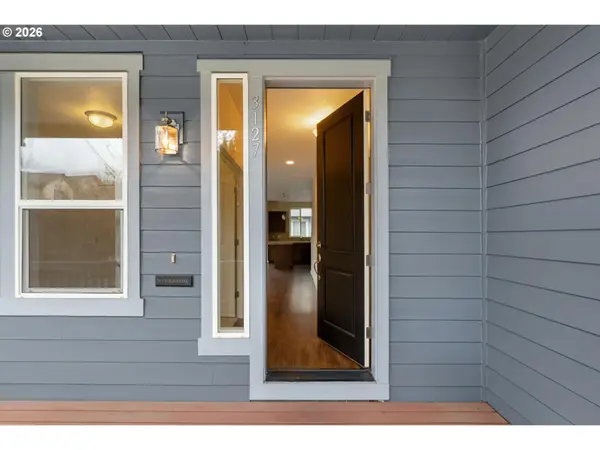 3127 NE WEEPING WILLOW WAY, Hillsboro, OR 97124