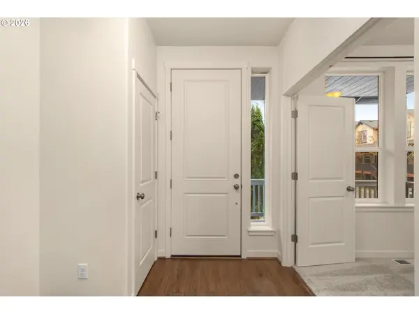 3127 NE WEEPING WILLOW WAY, Hillsboro, OR 97124