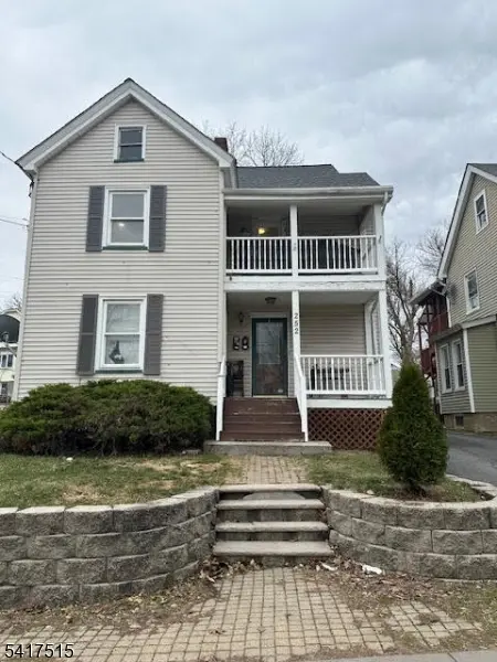 252 Spring St, Newton Town, NJ 07860