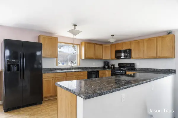 411 Hill ST, Ionia Twp, MI 48846