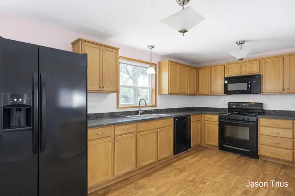 411 Hill ST, Ionia Twp, MI 48846