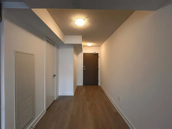 1010 Sandy Beach RD #1709, Pickering, ON L1W 0C7