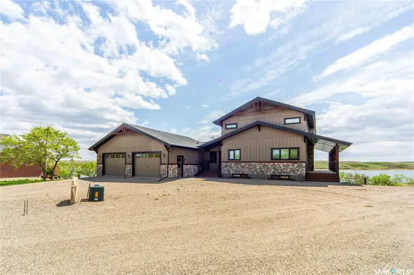 35 Grace BAY, Diefenbaker Lake, SK S0L 2E0