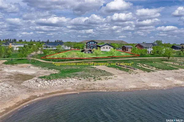 35 Grace BAY, Diefenbaker Lake, SK S0L 2E0