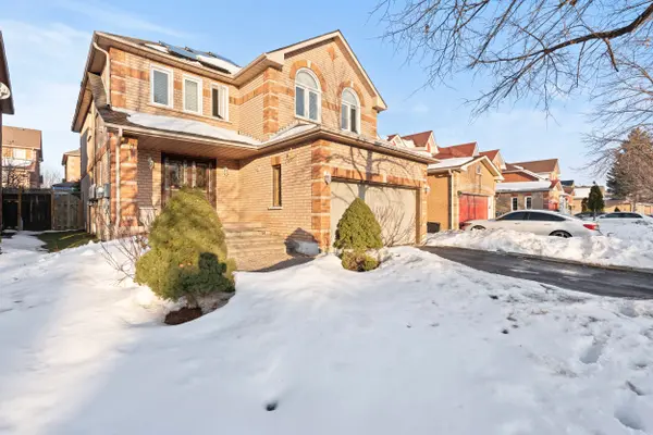 49 Lockwood RD, Brampton, ON L6Y 4T7