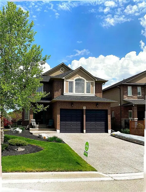 7 Peggy WAY, Hamilton, ON L0R 1W0
