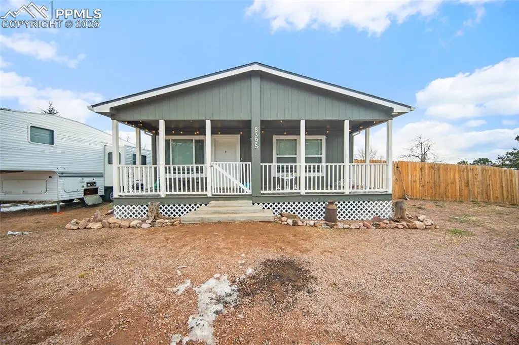 8395 Commanche RD, Colorado Springs, CO 80926