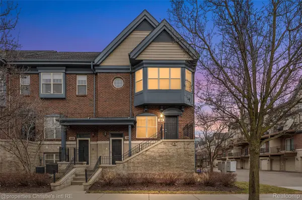 44 Adelaide ST, Detroit, MI 48201