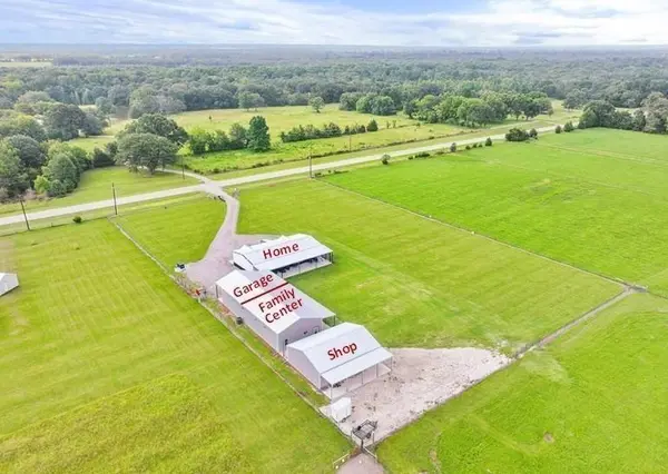 8642 & 8644 S Fm 779, Alba, TX 75410