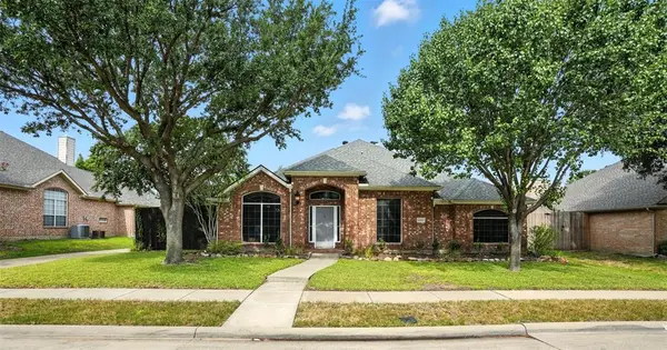 6605 Oxford Lane, The Colony, TX 75056