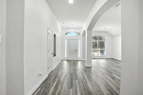 6605 Oxford Lane, The Colony, TX 75056