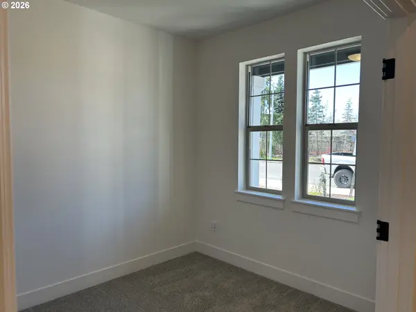 1141 Rachel LN, Molalla, OR 97038