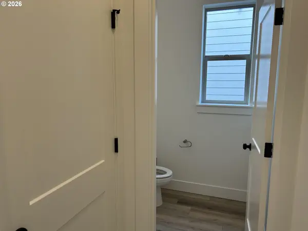 1141 Rachel LN, Molalla, OR 97038