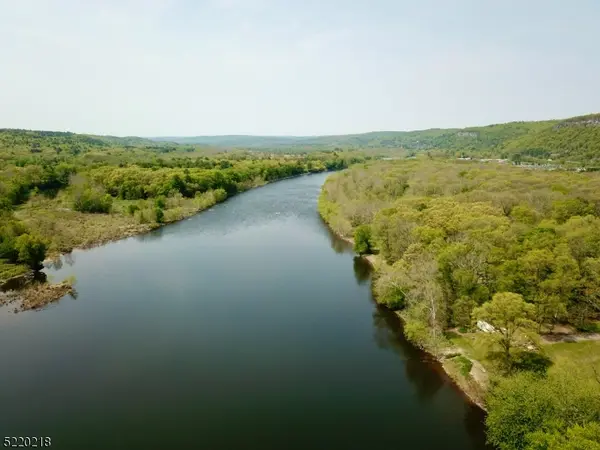 74 River Rd, Montague Twp., NJ 07827