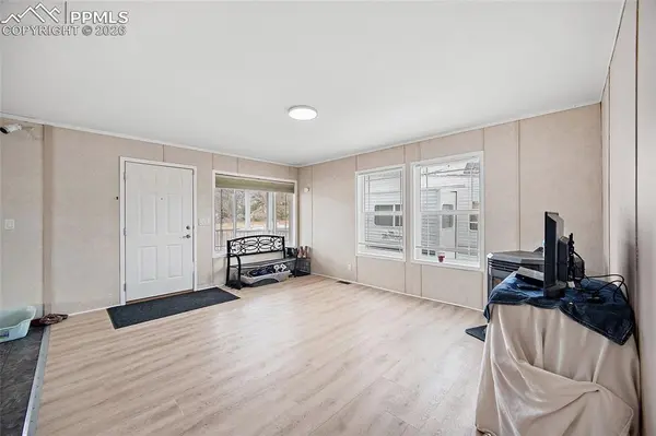 8395 Commanche RD, Colorado Springs, CO 80926