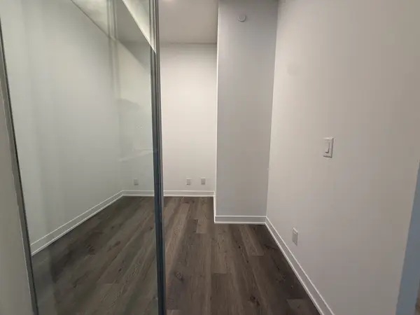 180 Front ST E #2809, Toronto C08, ON M5A 0A9