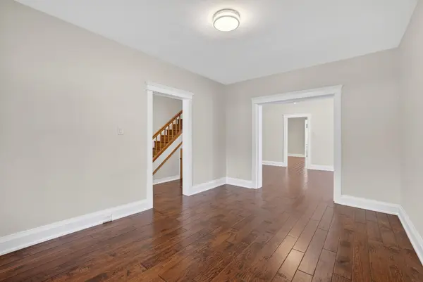 119 Temperance ST, Aurora, ON L4G 2R2