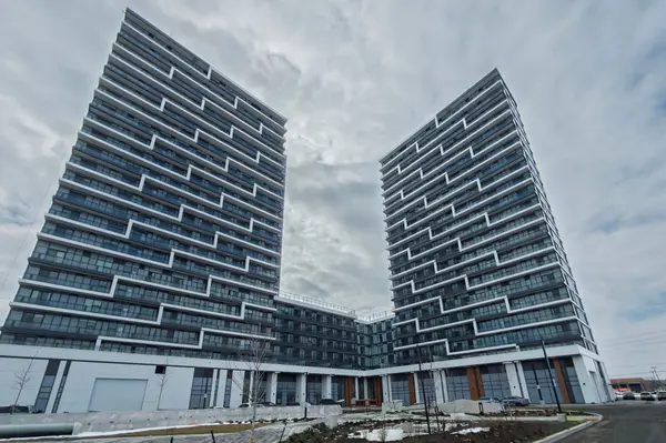 9763 Markham RD #A806, Markham, ON L6E 0W4