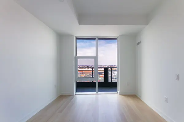 9763 Markham RD #A806, Markham, ON L6E 0W4